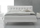 Alivar Tall Blade Bed