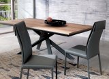 Ozzio 4x4 Extending Dining Table