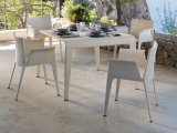 Giro Garden Table