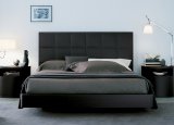 Jesse Plaza Bed