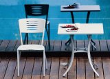 Pop Garden Table