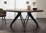 Lema Wow Dining Table