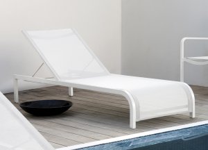 Manutti Enyo Sun Lounger - NOW CALLED HELIOS