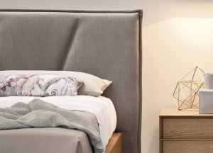 Kale Storage bed