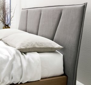 Kale Storage bed