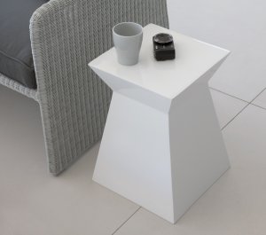 Manutti Upsilon Garden Side Table
