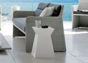 Manutti Upsilon Garden Side Table